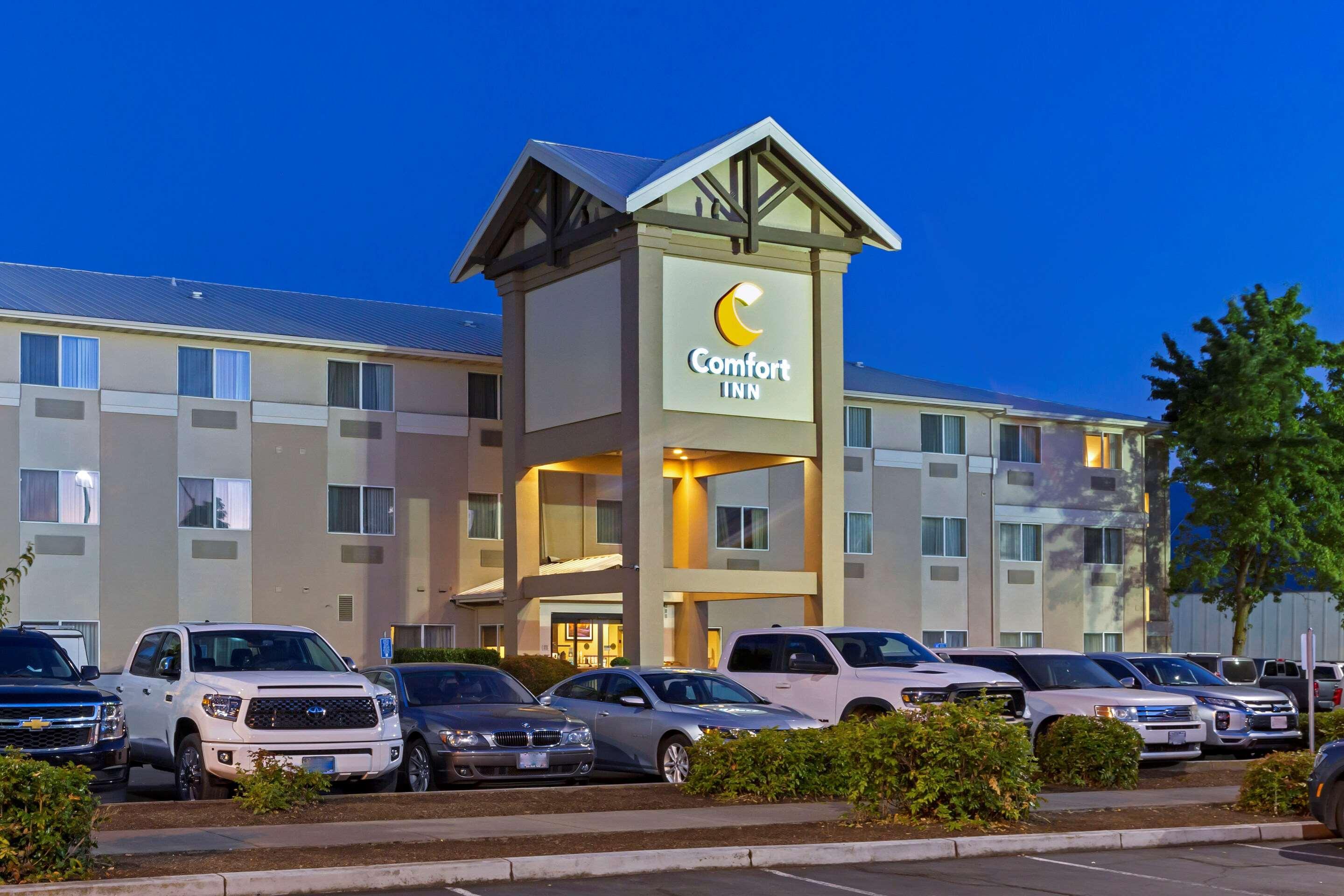 Comfort Inn Medford South Bagian luar foto