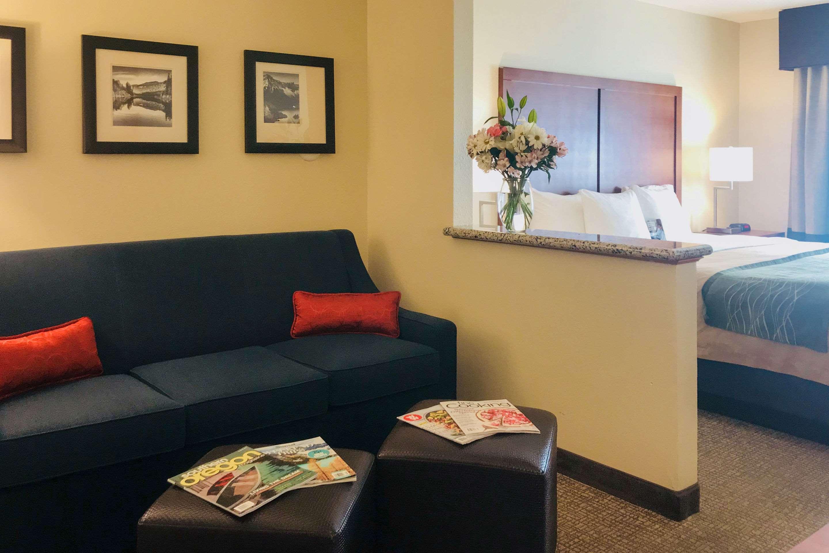 Comfort Inn Medford South Bagian luar foto